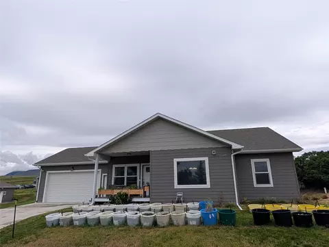 217 3rd St S, Cascade, MT 59421