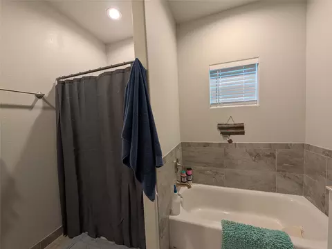 Bath - 217 3rd St S, Cascade, MT 59421 photo 4 of 4