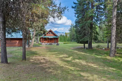 Exterior - 14000 N Fork Rd, Polebridge, MT 59928 photo 15 of 17
