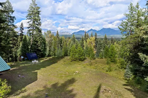Exterior - 14000 N Fork Rd, Polebridge, MT 59928 photo 1 of 17