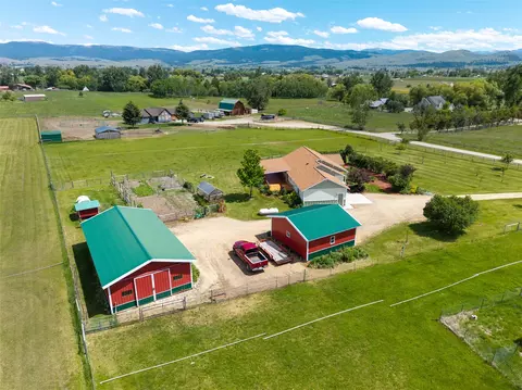 610 Cody Ln, Stevensville, MT 59870