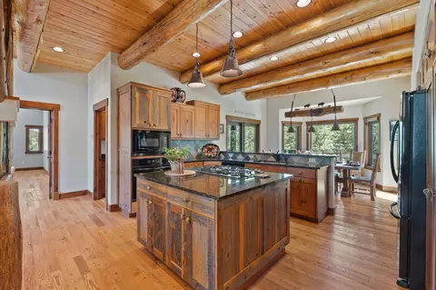 Kitchen - 129 Bjork Dr, Bigfork, MT 59911 photo 1 of 4