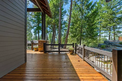 Exterior - 129 Bjork Dr, Bigfork, MT 59911 photo 12 of 19