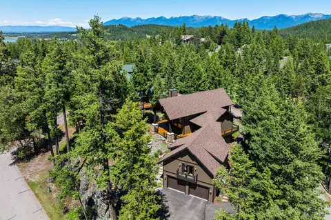 129 Bjork Dr, Bigfork, MT 59911