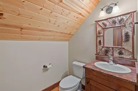 Bath - 129 Bjork Dr, Bigfork, MT 59911 photo 5 of 7