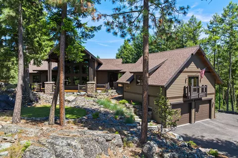 Exterior - 129 Bjork Dr, Bigfork, MT 59911 photo 1 of 19