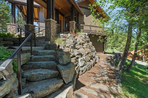 Exterior - 129 Bjork Dr, Bigfork, MT 59911 photo 4 of 19