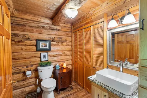 Bath - 111 Hidden Estates Rd, Troy, MT 59935 photo 4 of 5