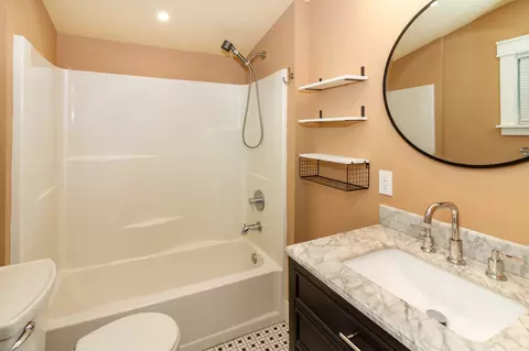 Bath - 47 5th Ave E, Kalispell, MT 59901 photo 1 of 1