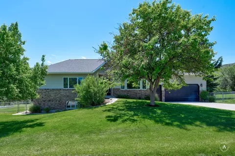 215 Katy Ct, Helena, MT 59602