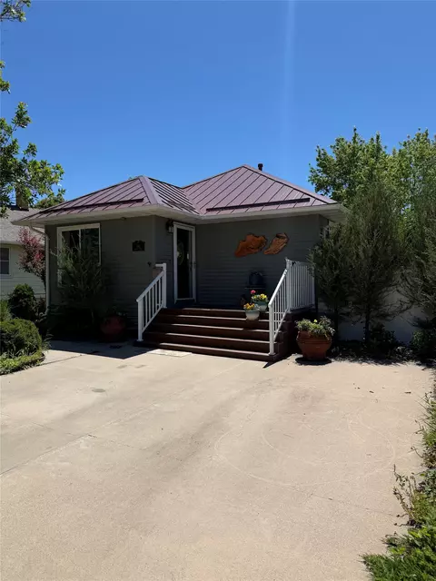2116 8th Ave N, Great Falls, MT 59401