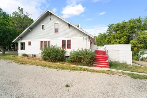 Exterior - 520 E 6th Ave, Helena, MT 59601 photo 4 of 13