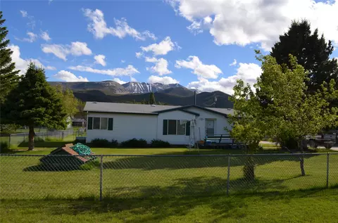205 Rumsey St, Anaconda, MT 59711