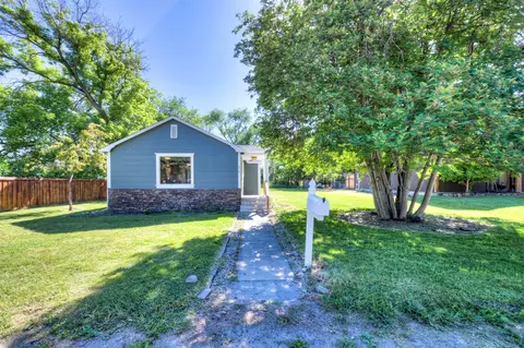 Exterior - 514 S 7th St, Hamilton, MT 59840 photo 3 of 14