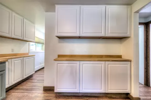 Kitchen - 514 S 7th St, Hamilton, MT 59840 photo 6 of 6