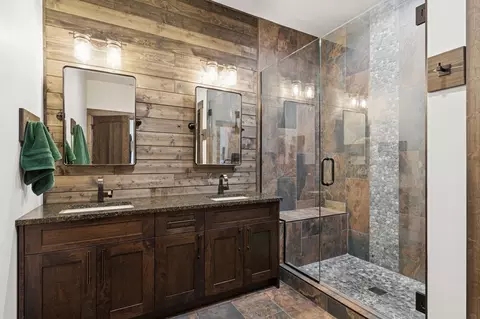 Bath - 30 Boulder Ln, Eureka, MT 59917 photo 7 of 7
