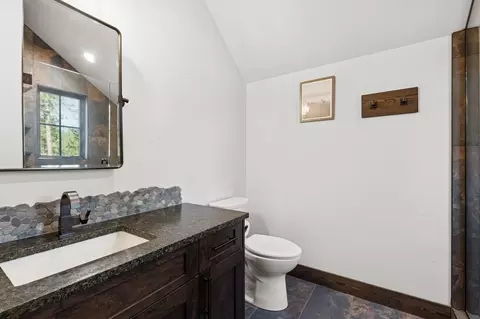 Bath - 30 Boulder Ln, Eureka, MT 59917 photo 4 of 7