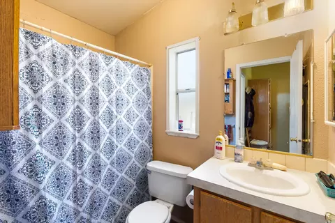 Bath - 41088 Double Tree Ln, Polson, MT 59860 photo 2 of 2