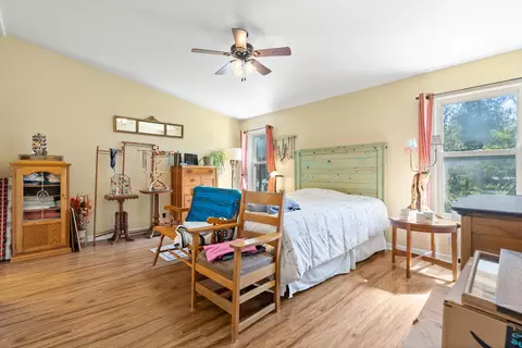 Bedroom - 41088 Double Tree Ln, Polson, MT 59860 photo 2 of 4