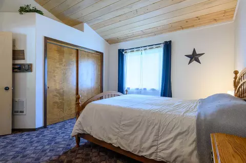 Bedroom - 700 Pomeroy Trl, Eureka, MT 59917 photo 4 of 4