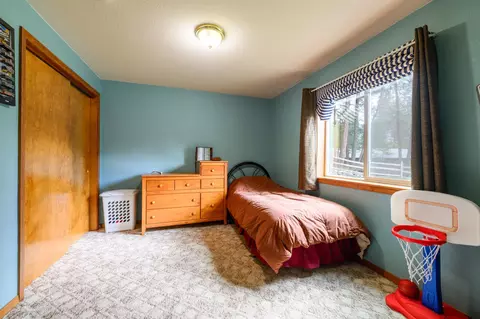 Bedroom - 700 Pomeroy Trl, Eureka, MT 59917 photo 1 of 4