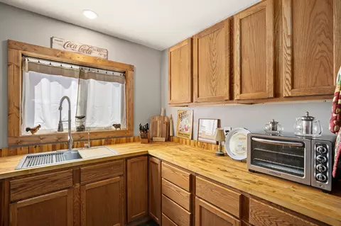 Kitchen - 20 Kamloops Rd, Power, MT 59468 photo 4 of 4