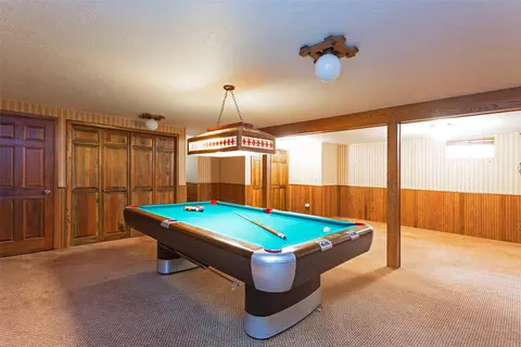 2221 Pauline Dr, Missoula, MT 59804