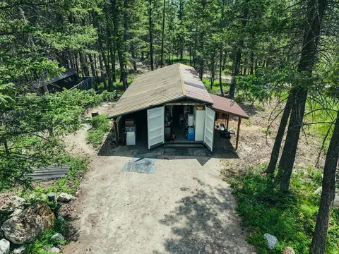 Exterior - 558 Bald Rock Rd, Kalispell, MT 59901 photo 11 of 48