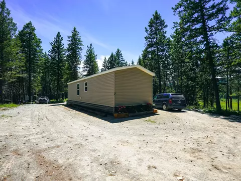 Exterior - 558 Bald Rock Rd, Kalispell, MT 59901 photo 4 of 48