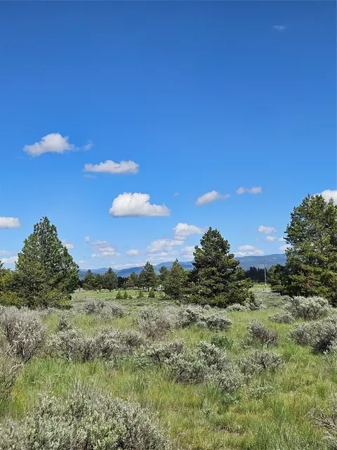 1720 High Chapparal Dr, Lincoln, MT 59639