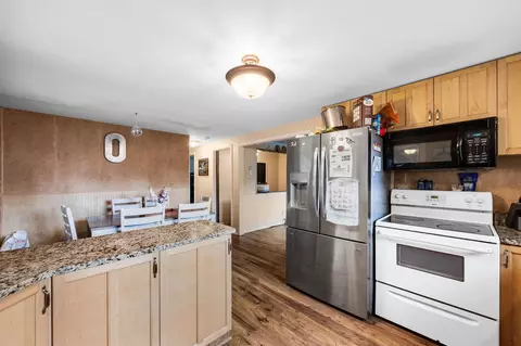 Kitchen - 599 Dome Mountain Ave, Libby, MT 59923 photo 4 of 4