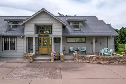 Exterior - 207 Eagle Dr, Polson, MT 59860 photo 1 of 10
