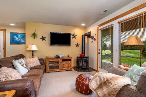 Living - 207 Eagle Dr, Polson, MT 59860 photo 4 of 4