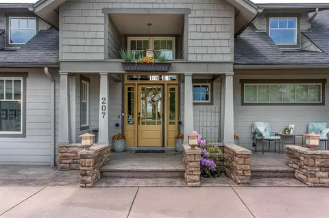 Exterior - 207 Eagle Dr, Polson, MT 59860 photo 2 of 10