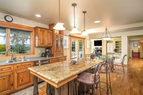 Kitchen - 207 Eagle Dr, Polson, MT 59860 photo 5 of 5