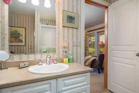 Bath - 207 Eagle Dr, Polson, MT 59860 photo 5 of 5