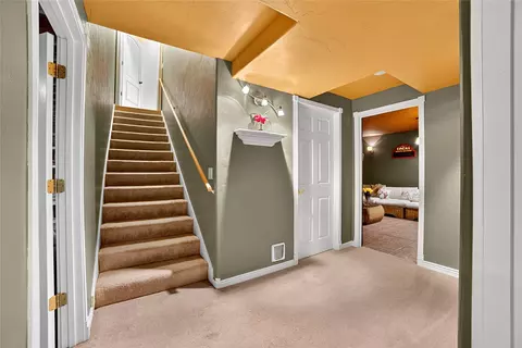 Entry Way - 332 Stillwater Loop, Kalispell, MT 59901 photo 4 of 6