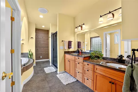 Bath - 332 Stillwater Loop, Kalispell, MT 59901 photo 2 of 9