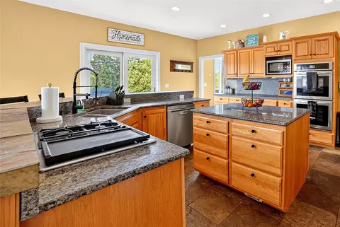 Kitchen - 332 Stillwater Loop, Kalispell, MT 59901 photo 3 of 5