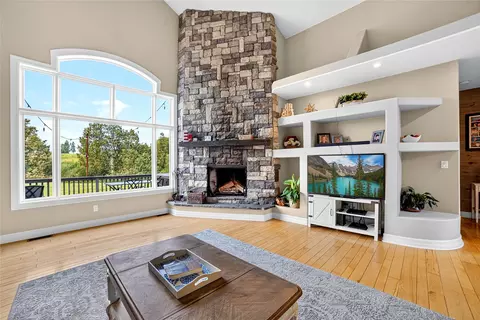 Living - 332 Stillwater Loop, Kalispell, MT 59901 photo 2 of 5