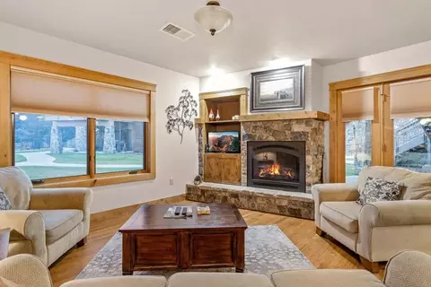 105 Oliver Ln #11, Bigfork, MT 59911