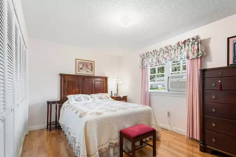 Bedroom - 907 Birch St, Helena, MT 59601 photo 2 of 4