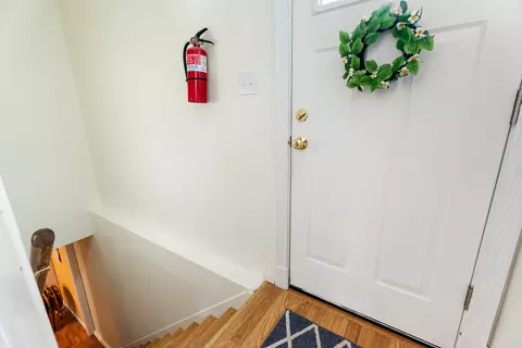 Entry Way - 907 Birch St, Helena, MT 59601 photo 3 of 4