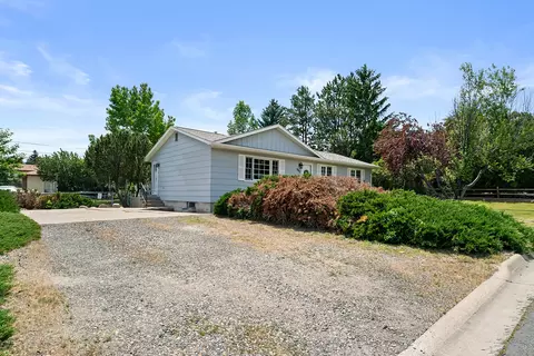 Exterior - 907 Birch St, Helena, MT 59601 photo 16 of 17