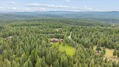 View/Area - 302 Aspen Glen Rd, Eureka, MT 59917 photo 7 of 8