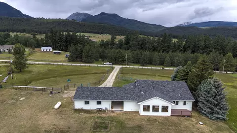Exterior - 3420 Wright Way, Darby, MT 59829 photo 4 of 12