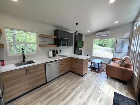 32720 Pine Meadow Dr, Bigfork, MT 59911