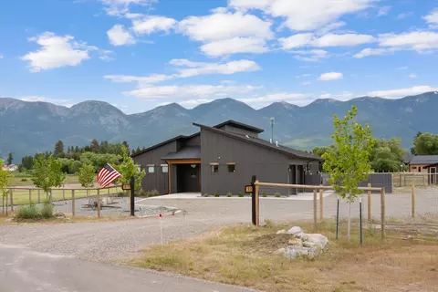 83 Creston Trl, Kalispell, MT 59901