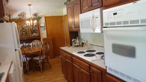Kitchen - 481 Indian Head Rd, Libby, MT 59923 photo 1 of 2