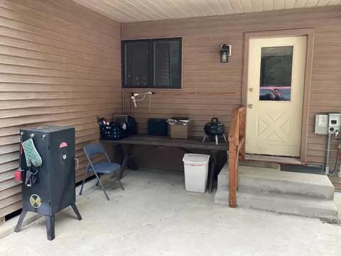 Exterior - 250 Sunnyside Dr, Libby, MT 59923 photo 4 of 8